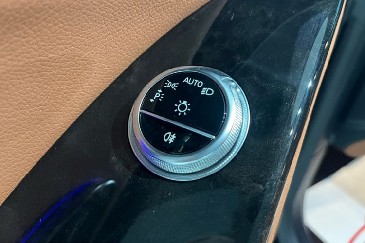 Used Mercedes-Benz S-Class 2022 Revised S 400 L Luxury Edition Interior 5