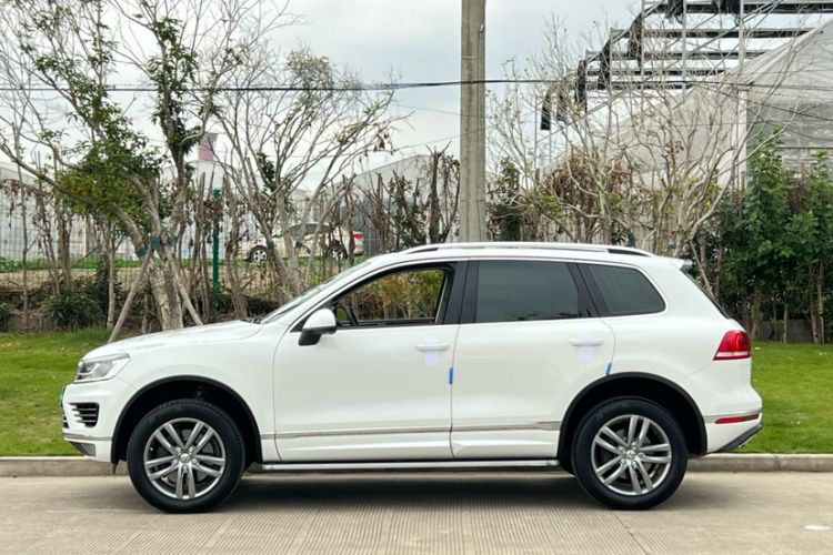 Used Volkswagen Touareg 2015 3.0 TSI High-End Model