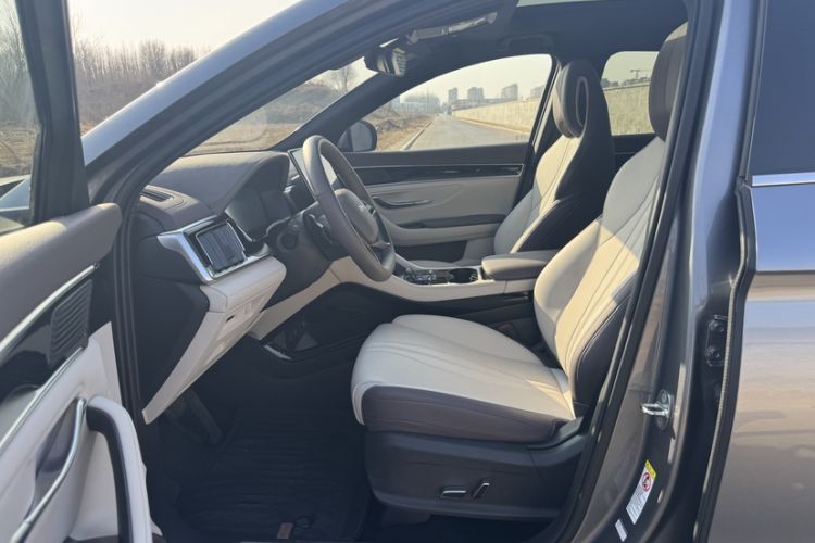 Used BYD Song PLUS New Energy 2025 EV Smart Drive Edition 605km Flagship Model
