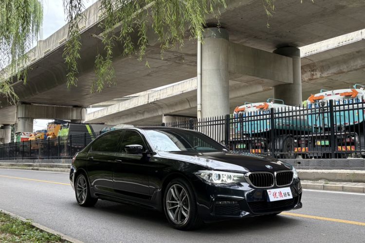 Used BMW 5 Series 2019 525Li M Sport Package