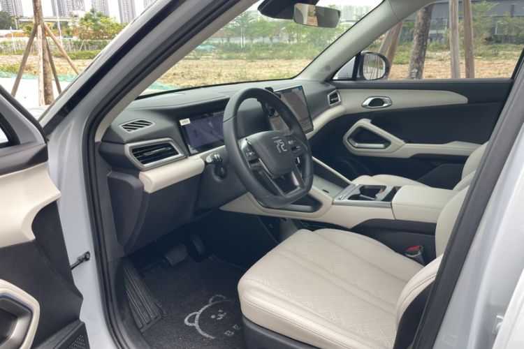 Used BYD Yuan UP 2025 Intelligent Driving Version 401 km Leading Edition Left Front Seat