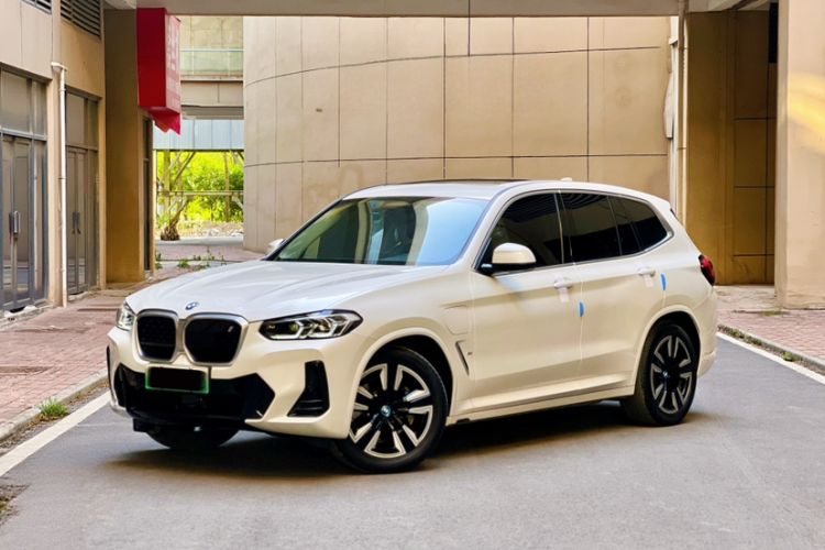 Used BMW iX3 2024 Leading Model