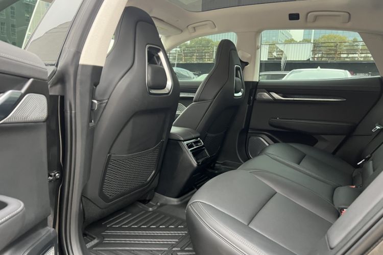 Used Zeekr 001 2022 Long-Range Dual-Motor WE Edition
