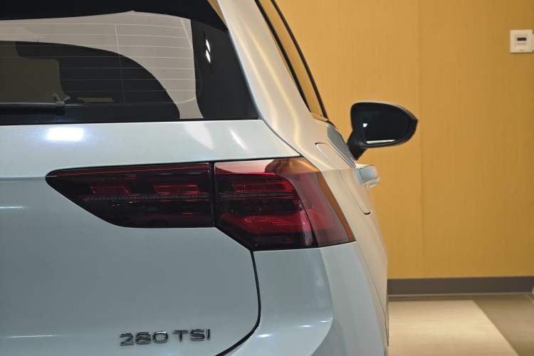 Used Volkswagen Golf 2021 280TSI DSG Pro First Edition Exterior 11