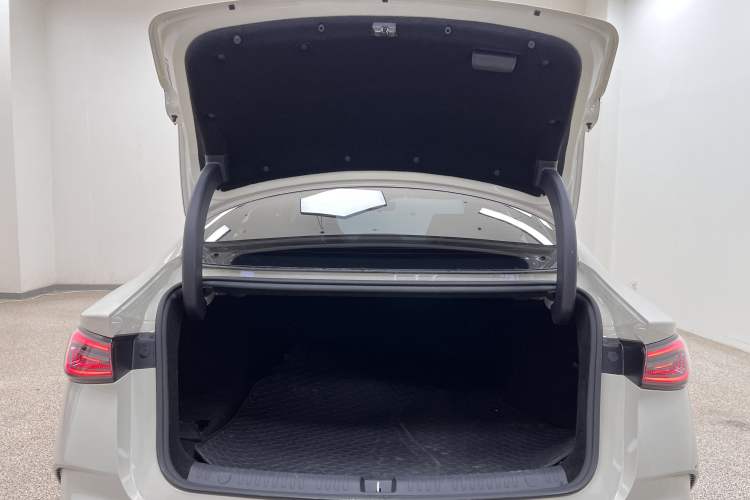 Used BYD Seal 06 New Energy 2024 DM-i 80KM Prestige Model