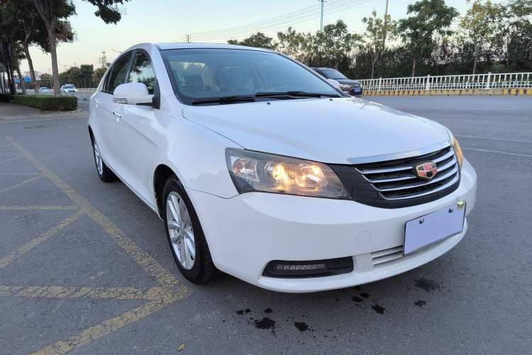 Used Geely Auto Classic Emgrand 2013 Sedan 1.8L CVT Prestige Model
