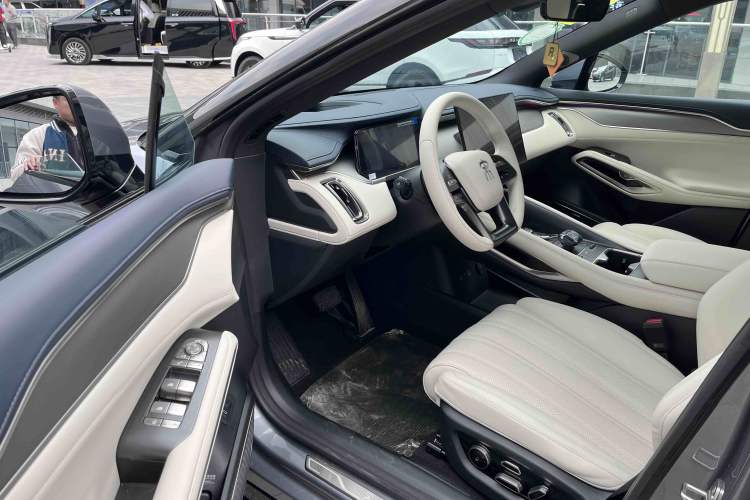 Used BYD Song L EV 2024 662 km Excellence Version