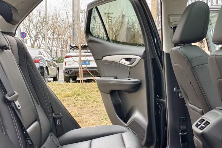 Used Buick Envision 2025 25T Entry-Grade Platinum Edition