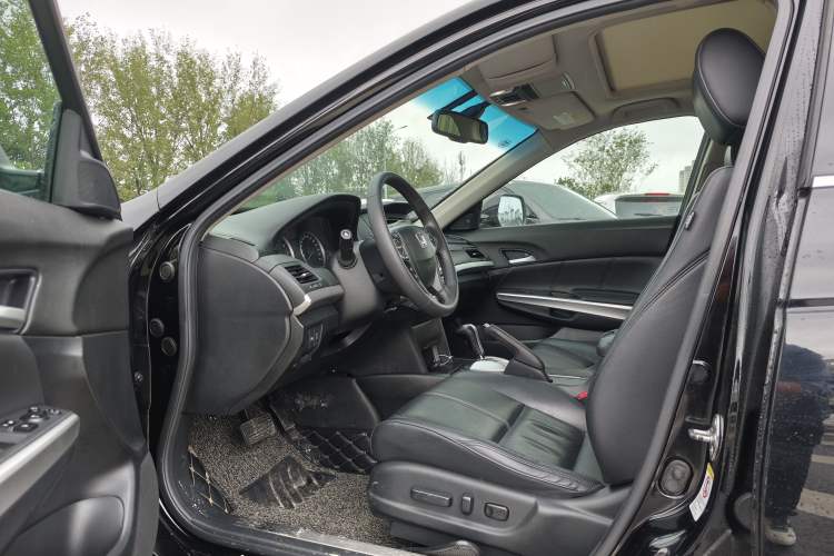 Used Honda Crosstour 2016 2.4L Luxury Edition
