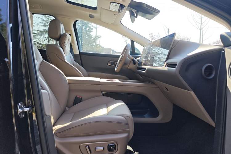 Used Li Auto Li Auto i8 2025 Model Standard Version