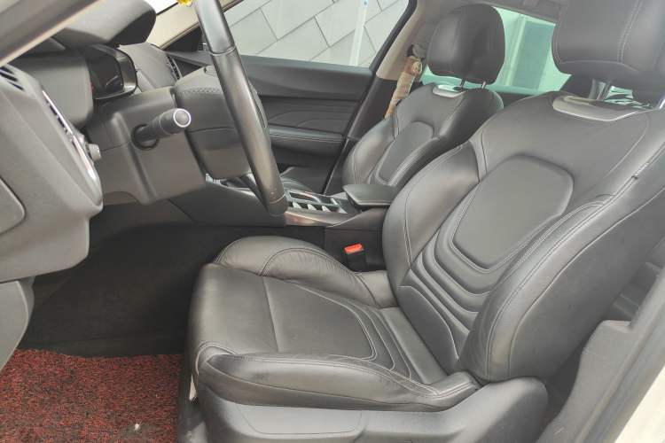 Used DS 5 2014 1.6T Elegant Version THP160