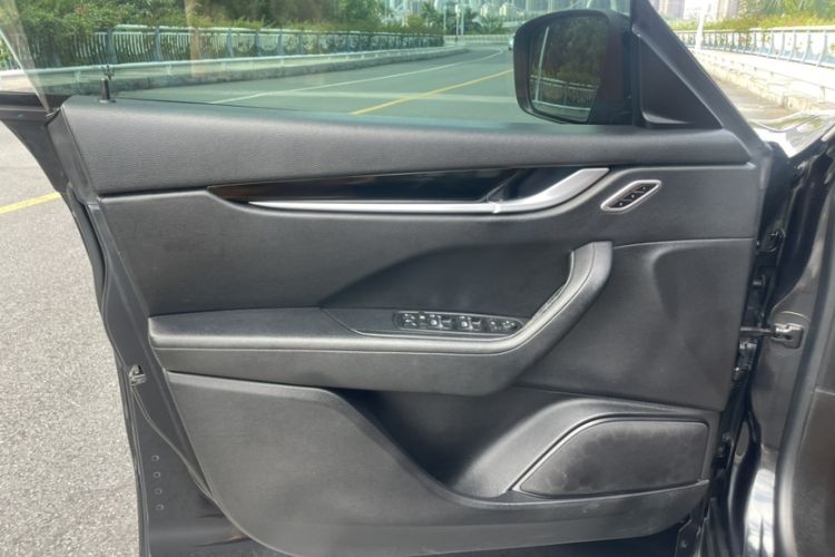 Used Maserati Levante 2016 3.0T Standard Edition
