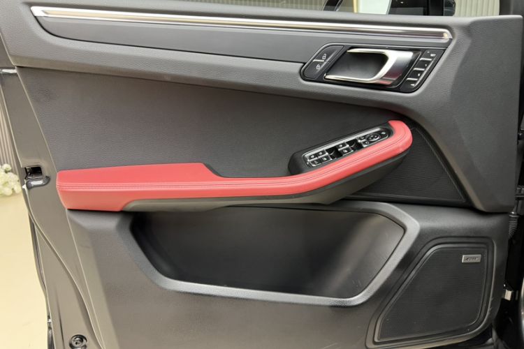 Used Porsche Macan 2021 Macan 2.0T