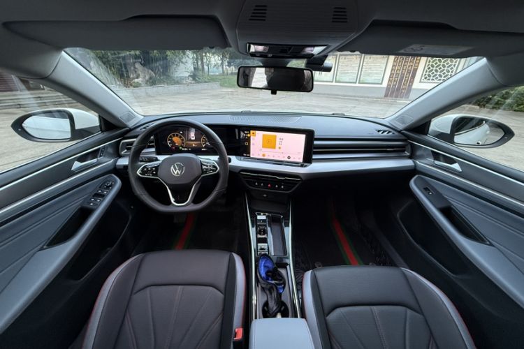 Used Volkswagen Lamando 2023 Lavida L 280TSI DSG Cool & Spicy Edition