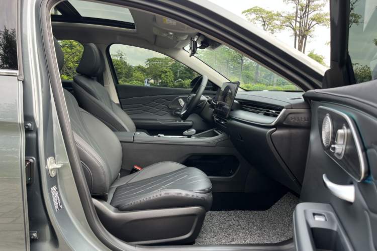 Used Chery Arrizo 8 PRO 2025 Pro 1.6T Comfort Version Interior 3