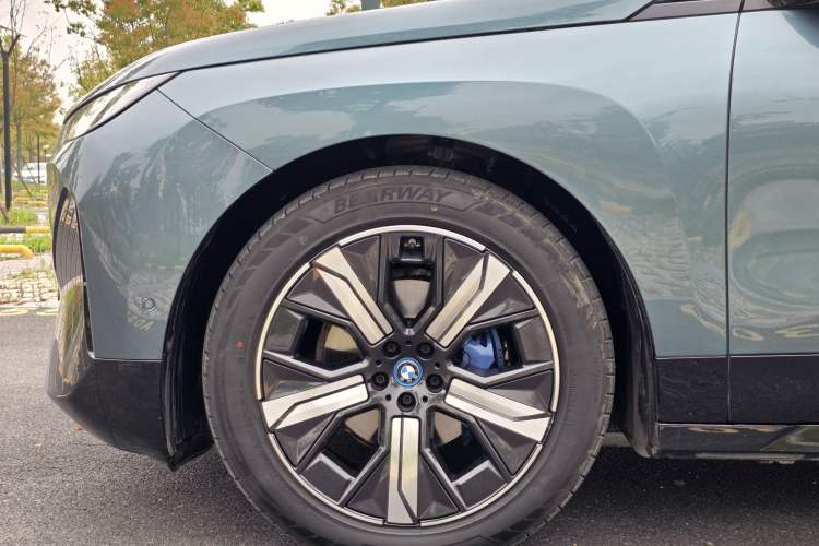 Used BMW iX 2022 xDrive50 Exterior 8