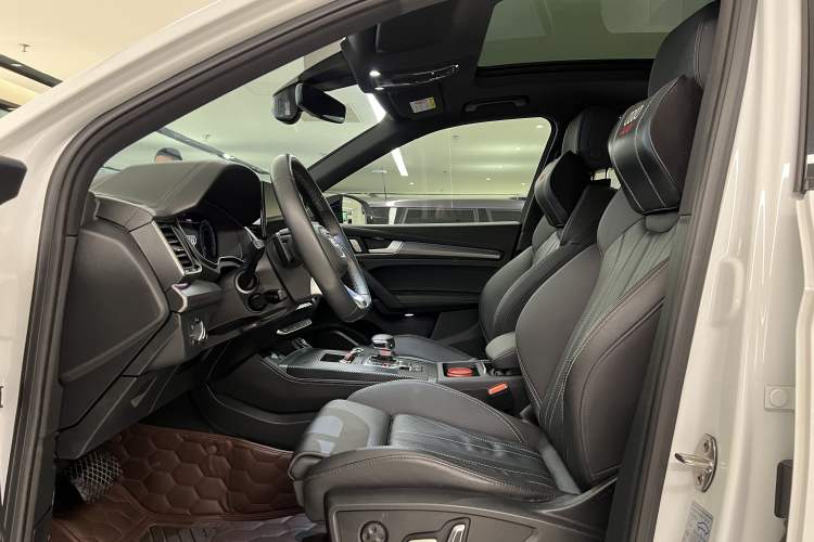 Used Audi Q5L 2023 40T Luxury Dynamic Model Interior 10