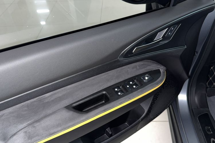 Used ORA Good Cat GT 2023 Mulan Edition 401km Prestige Version