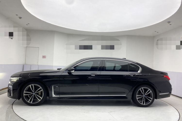 Used BMW 7 Series 2021 730Li M Sport Package Exterior 5