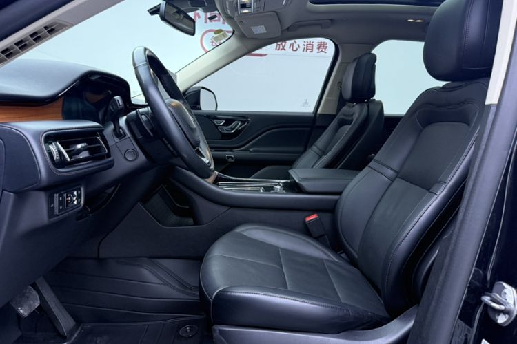 Used Lincoln Aviator 2021 3.0T V6 Four-Wheel Drive Luxury Edition Interior 4