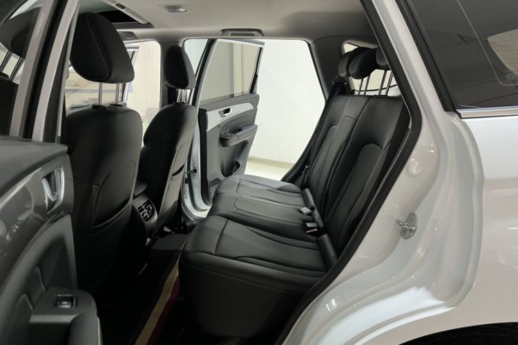 Used Haval M6 2021 PLUS 1.5T DCT Luxury Smart Connectivity Model
