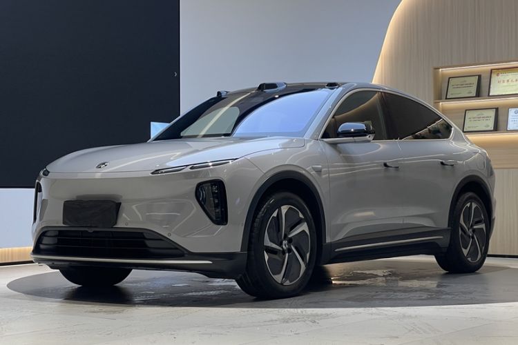 Used Nio EC6 2024 75 kWh