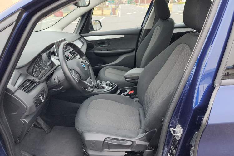 Used BMW 2 Series Gran Tourer 2015 218i Leading Model Left Front Seat