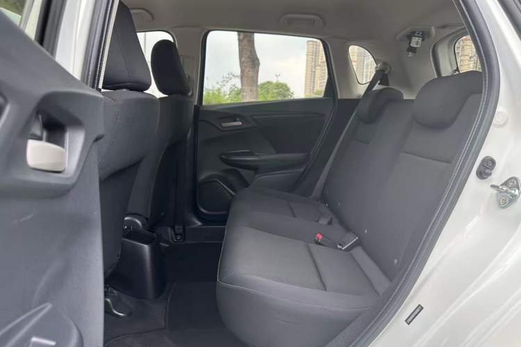 Used Honda Fit 2018 1.5L CVT Comfort Version Interior 3