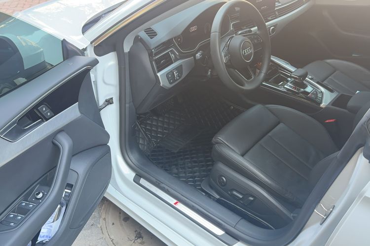 Used Audi A5 2024 Sportback 40 TFSI Fashionable and Dynamic Model Interior 2