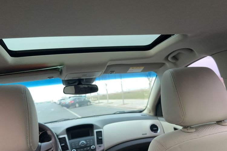 Used Chevrolet Cruze 2015 1.5L Classic SE AT
