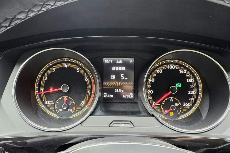 Used Volkswagen Tiguan L 2019 Revised 330TSI Automatic Two-Wheel Drive Smart & Luxury Edition China VI Standard