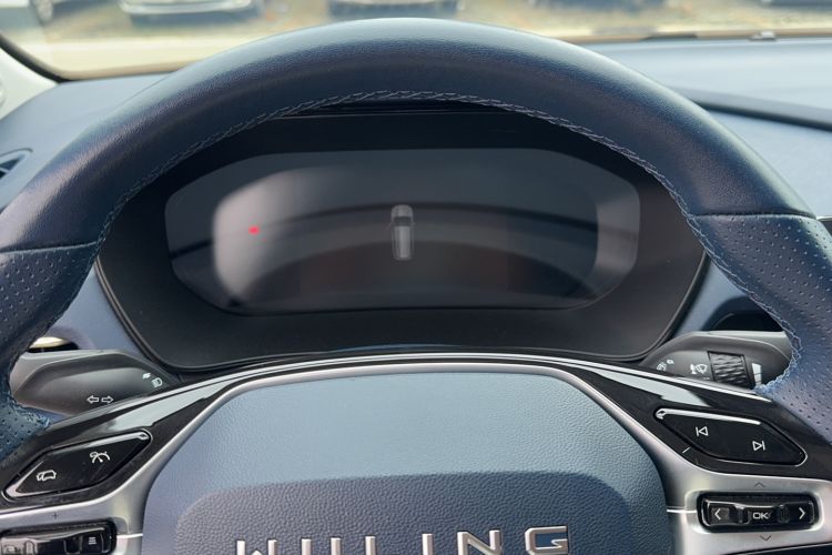 Used Wuling Victory 2023 2.0L DHT Luxury Edition