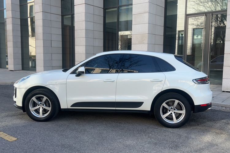 Used Porsche Macan 2021 Macan 2.0T
