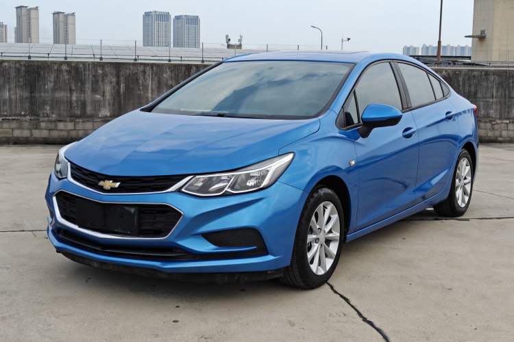 Used Chevrolet Cruze 2017 1.5L Automatic Pioneer Sunroof Edition