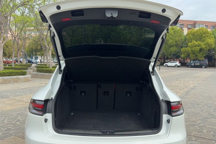 Used Porsche Macan 2023 Macan 2.0T