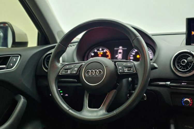 Used Audi A3 2019 Sportback 35 TFSI Fashion Edition China VI Emission Standard