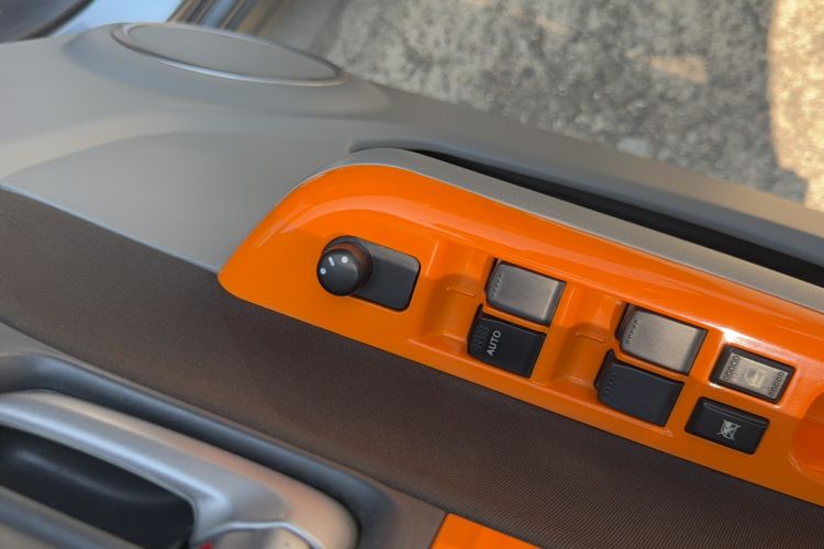 Used Suzuki Swift 2016 1.5L Automatic Fashionable Coolplay Edition
