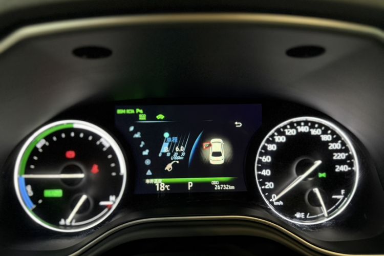 Used Toyota Avalon 2019 Dual-Engine 2.5L XLE Prestige Version China VI Standard
