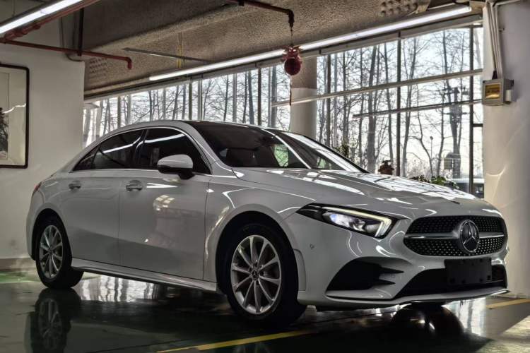 Used Mercedes-Benz A-Class 2020 Restyled A 200 L Sport Sedan Fashion Version
