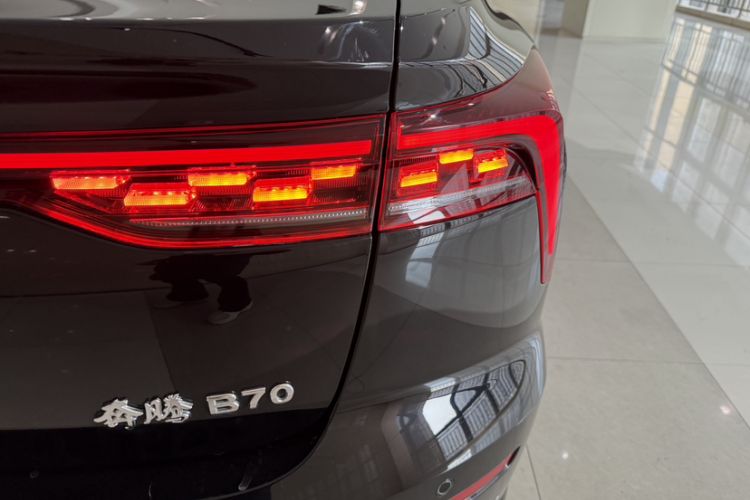 Used Bestune B70 2023 Third Generation 1.5T Automatic Enjoyment Version Exterior 7