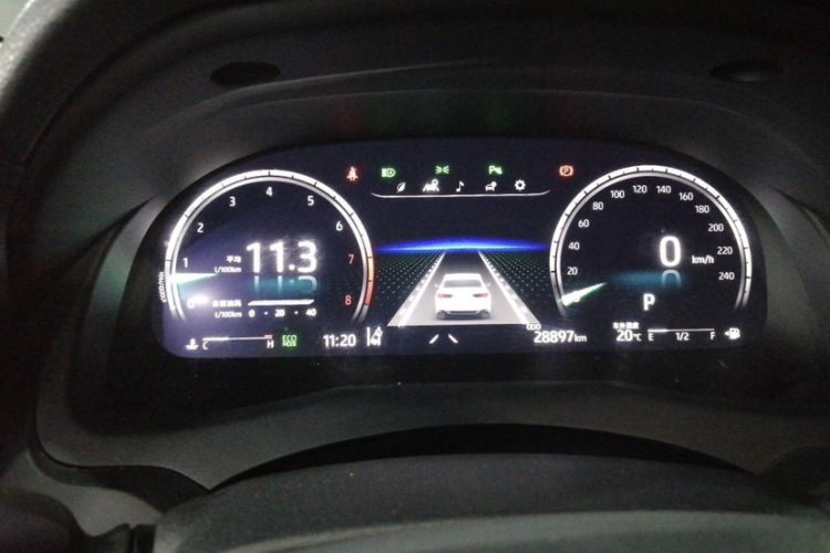 Used Toyota Camry 2023 2.5G Luxury Edition Odometer Close Up