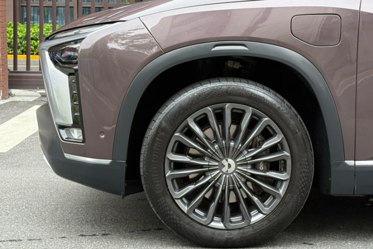 Used Nio ES8 2020 415 km Range 7-Seater Version