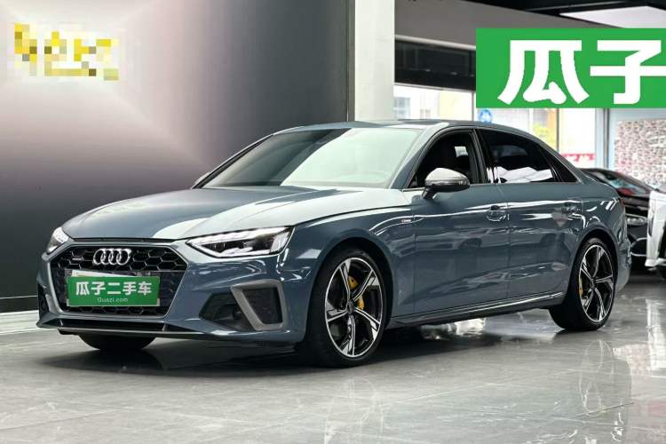 Used Audi A4L 2022 40 TFSI quattro RS Performance Package Guazi used car, China used car export, Used car for sale, Used cars, Cheapest cars for sale