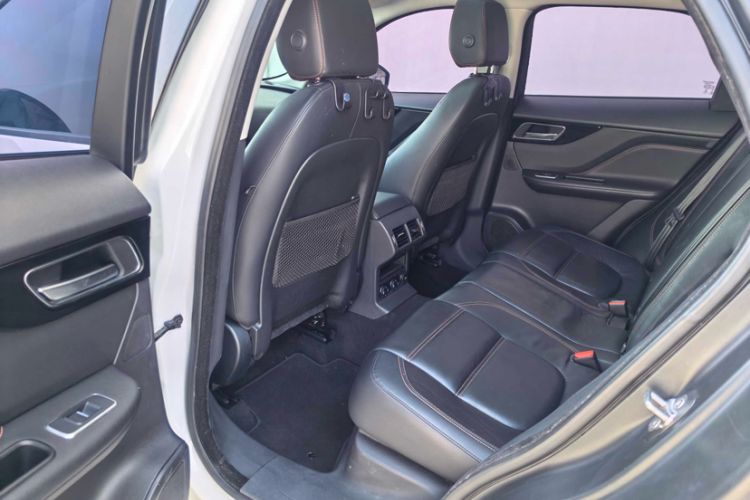 Used Jaguar F-PACE 2016 2.0T Two-Wheel Drive Urban Luxury Edition