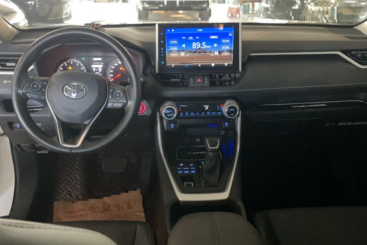 Used Toyota Wildlander 2020 2.0L CVT 4x4 Luxury Edition
