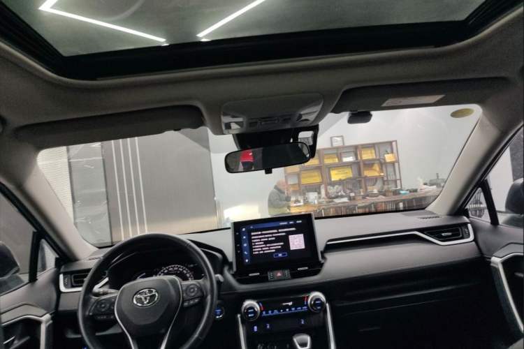 Used Toyota RAV4 2022 Dual-Engine 2.5L E-CVT Four-Wheel Drive Elite Plus Edition