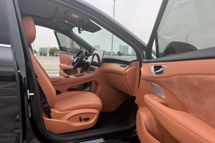 Used Hima H5 2025 Model Range-Extending Max Interior 7