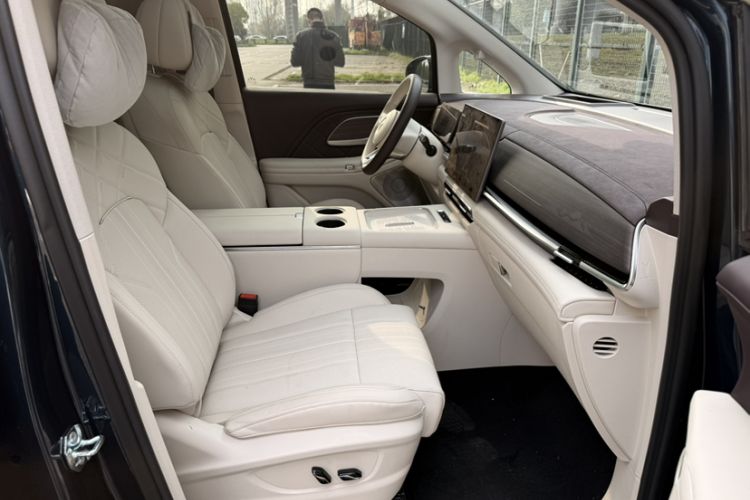 Used VOYAH Dream 2026 Model PHEV Qiankun Max
