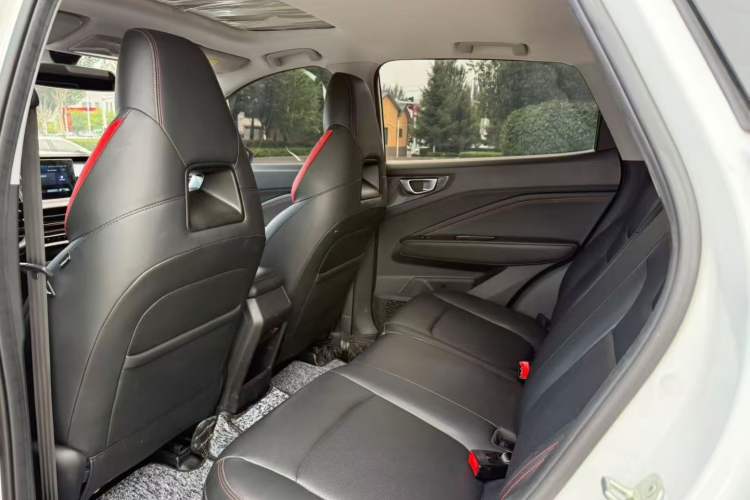 Used Wuling Alvez 2022 1.5T CVT Trendy & Cool Edition