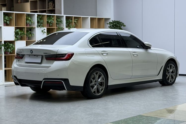 Used BMW i3 2022 eDrive 35 L Exterior 2